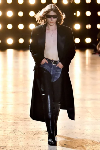 Look 37